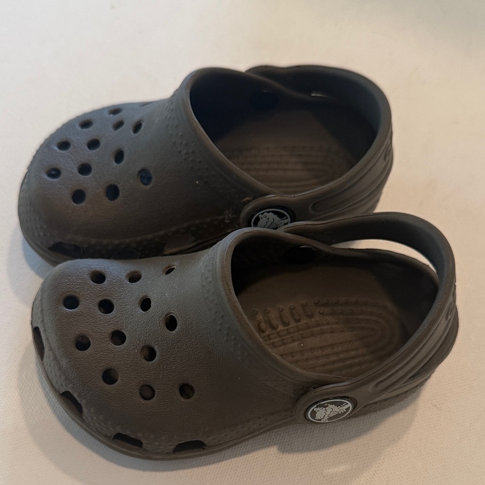 Kids Clogs - Picture 2 of 4